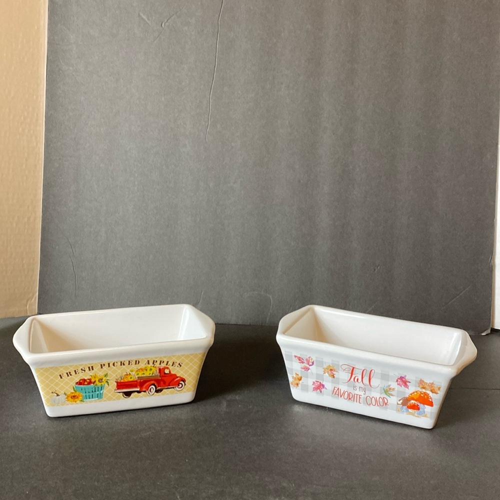 Set of 2 Fall Themed Mini Loaf Pans